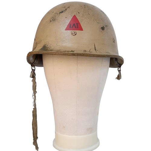 524 - Gulf War 1 (Desert Storm) Iraqi M80 Imperial Guard Helmet.