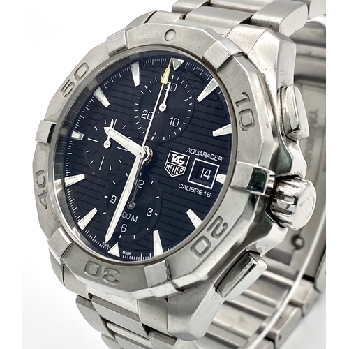 12 - A TAG HEUER AQUARACER CALIBRE 16 AUTOMATIC GENTS WATCH - STAINLESS STEEL BRACELET AND CASE - 44MM. W... 