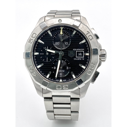 12 - A TAG HEUER AQUARACER CALIBRE 16 AUTOMATIC GENTS WATCH - STAINLESS STEEL BRACELET AND CASE - 44MM. W... 