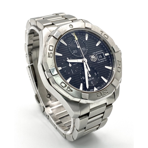 12 - A TAG HEUER AQUARACER CALIBRE 16 AUTOMATIC GENTS WATCH - STAINLESS STEEL BRACELET AND CASE - 44MM. W... 