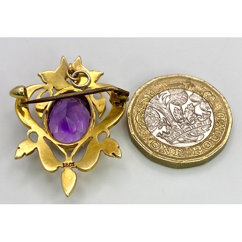 668 - A 15K Yellow Gold Amethyst and Seed Pearl Brooch/Pendant. 1.8cm amethyst, 3.5cm length. 6.6g total w... 