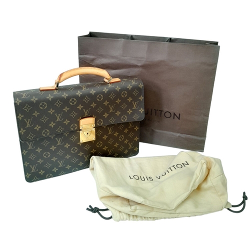 331 - AN IMMACULATE LOUIS VUITTON CLASSIC BRIEF CASE IN UNUSED CONDITION WITH ORIGINAL DUST COVER .   38 X... 