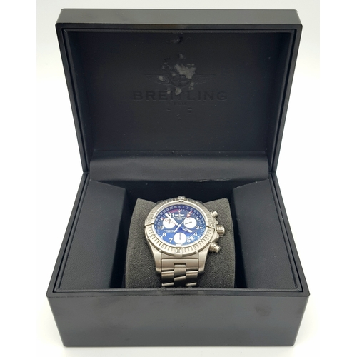 351 - A BREITLING GTS CHRONOMETRE IN STAINLESS STEEL  WITH BLUE FACE AND 3 SUBDIALS , AUTOMATIC MOVEMENT ,... 