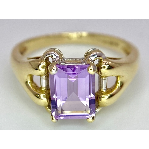 465 - A 9K two tone amethyst ring, 2.9g size P (amethyst: 1.60ct).

ref: TB07