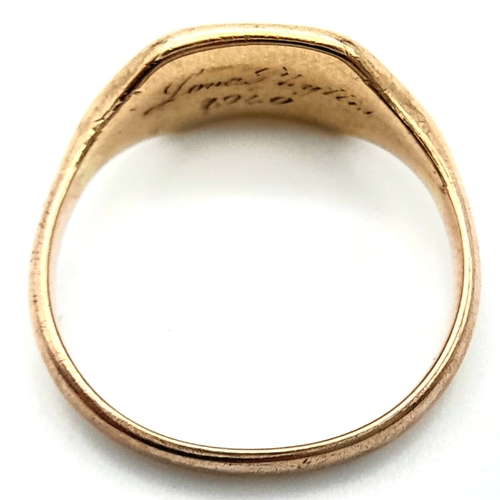 471 - A vintage 9 K yellow gold cygnet ring, size: T, weight: 5.2 g