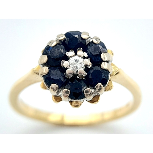 121 - AN 18K YELLOW GOLD VINTAGE DIAMOND & SAPPHIRE RING. Size K, 3.5g total weight. Ref: SC 8070