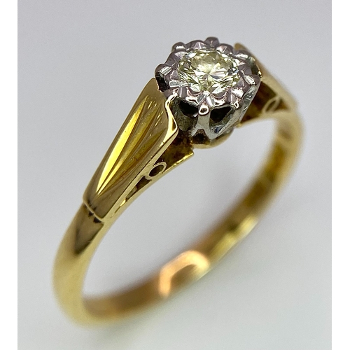 362 - A VINTAGE 18K YELLOW GOLD DIAMOND SOLITAIRE RING. 0.15CT. 2.6G. SIZE L 1/2.