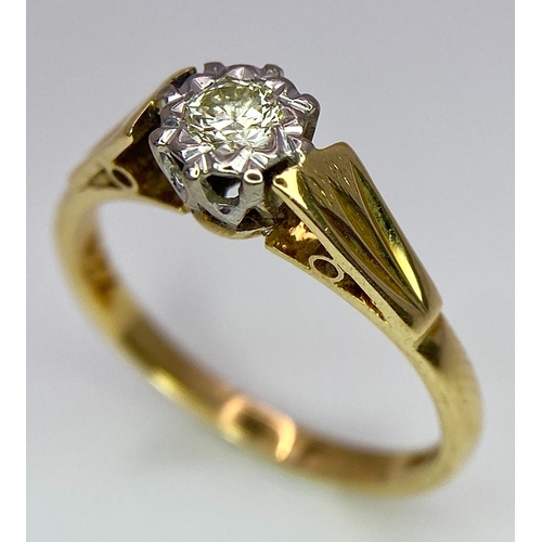 362 - A VINTAGE 18K YELLOW GOLD DIAMOND SOLITAIRE RING. 0.15CT. 2.6G. SIZE L 1/2.