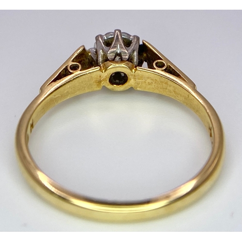 362 - A VINTAGE 18K YELLOW GOLD DIAMOND SOLITAIRE RING. 0.15CT. 2.6G. SIZE L 1/2.