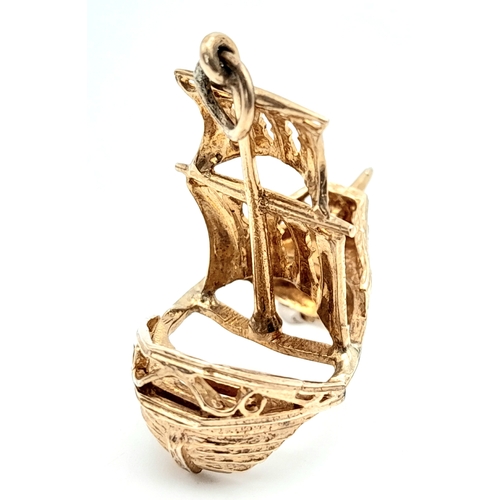 419 - A 9K YELLOW GOLD PIRATE SHIP CHARM. 3.4cm length, 5.2g weight. Ref: SC 8138