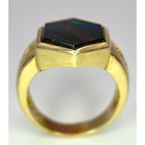 310 - A Very Different, 14K Gold, Ammolite and Diamond Ring. Hexagonal shape. Size L. 6.3g total weight. R... 