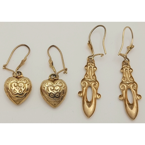 710 - Two pairs of 9 K yellow gold ornate earrings, total weight: 2 g