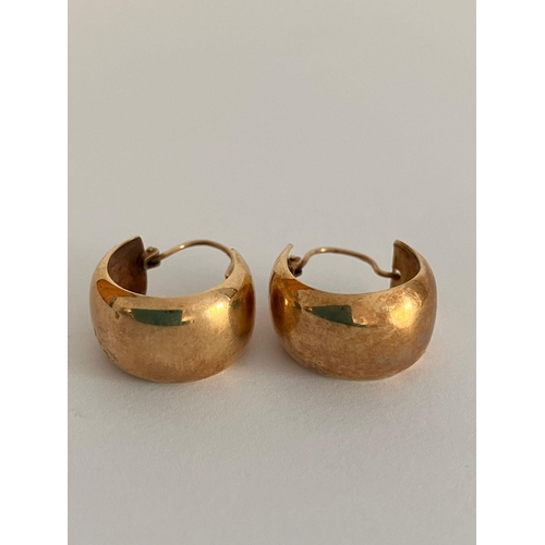 483 - Classic 9 carat GOLD WIDE BAND HOOP EARRINGS. Full UK hallmark. Please see pictures. 2.48 Grams.