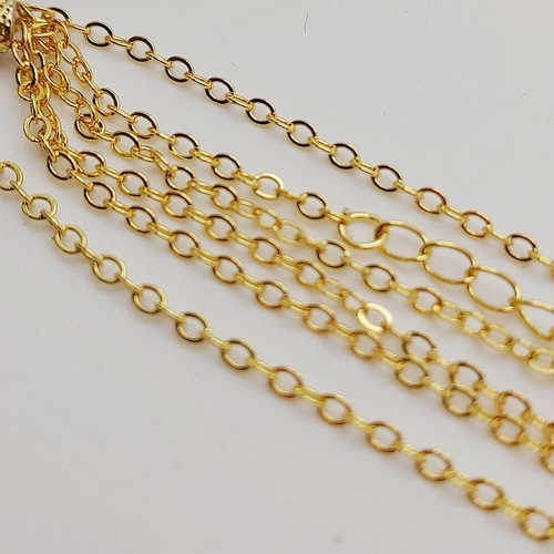 145 - A vintage, sterling silver and 18 K yellow gold-plated chain necklace with an intricate filigree pen... 