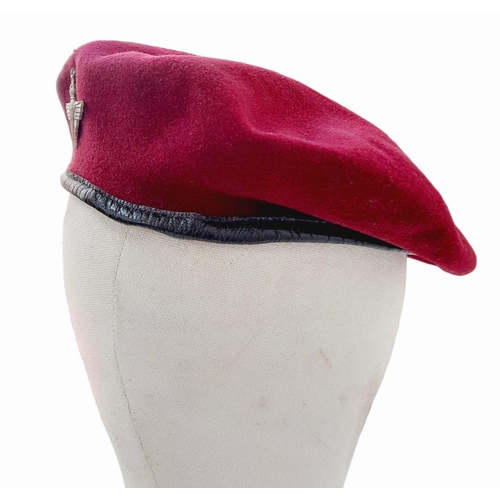 147 - 1943 Dated British Paratrooper Beret, The leather banding is coming away from the actual beret in pl... 