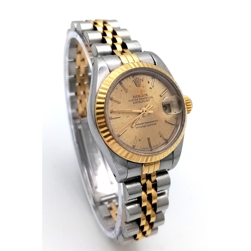 47 - A Bi-Metal Rolex Oyster Perpetual Datejust Ladies Watch. 18K gold bracelet and case - 26mm. NOTE: Th... 