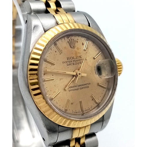 47 - A Bi-Metal Rolex Oyster Perpetual Datejust Ladies Watch. 18K gold bracelet and case - 26mm. NOTE: Th... 