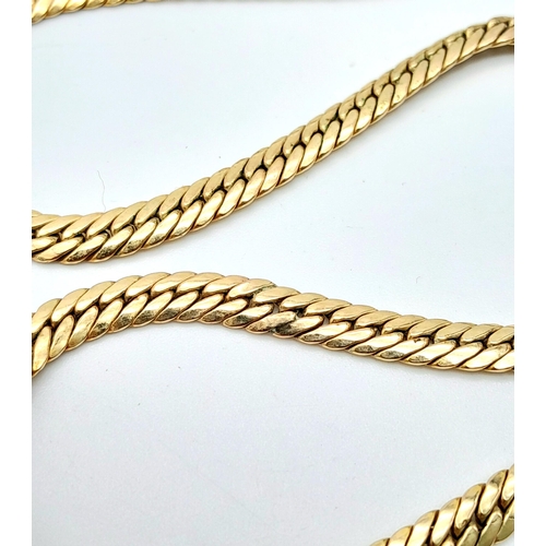 556 - A 9K Yellow Gold Herringbone Chain. 40cm. 10.75g