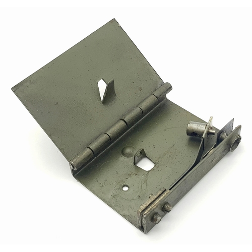 587 - INERT WW2 SOE-OSS No 4 Booby Trap Trip Switch. This one was made in Italy for use with Italian
resis... 