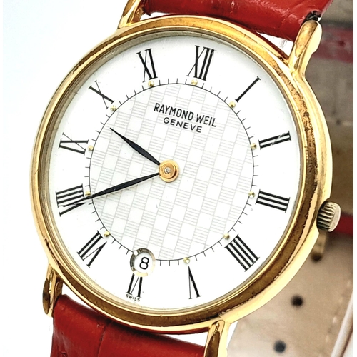 529 - An 18 Carat Gold Plated Raymond Weil, Geneve, Model 9124, Unisex Date Watch. 33mm Including Case. Ne... 