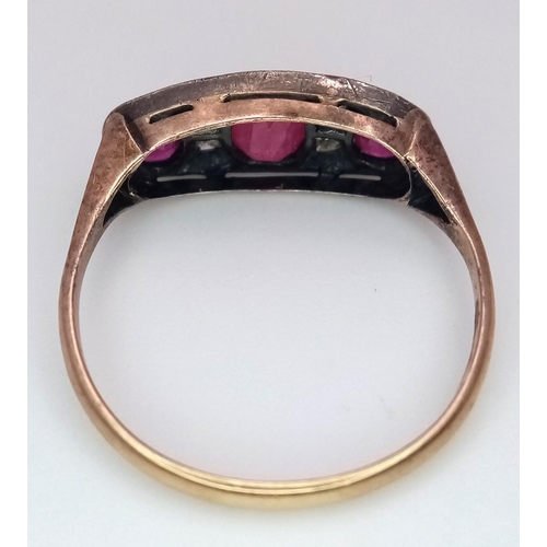 312 - AN 18K (TESTED) YELLOW GOLD & PLATINUM VINTAGE ROSE CUT DIAMOND & RUBY RING. Size N, 1.8g total weig... 