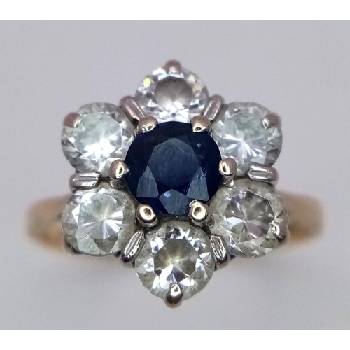 348 - A 9K YELLOW GOLD STONE SET VINTAGE CLUSTER RING. Size O, 3.4g total weight. Ref: SC 9001