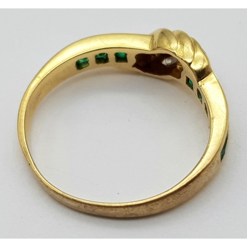 492 - AN 18K YELLOW GOLD DIAMOND & EMERALD RING. Size J, 2.3g total weight. Ref: SC 9052