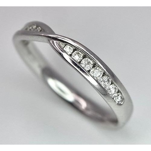 277 - A 18K WHITE GOLD DIAMOND RING 2.9G SIZE N 1/2 0.20CT

BL 9005