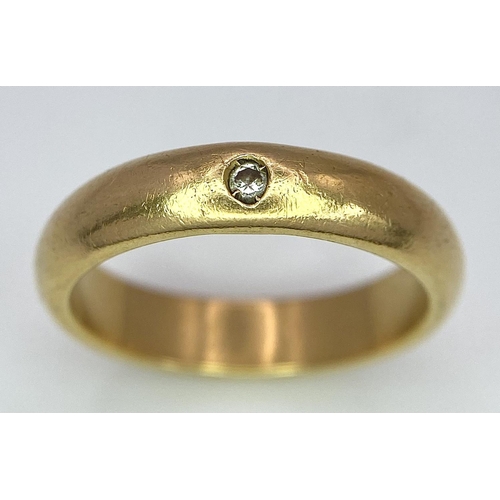 107 - A 18ct Yellow Gold Diamond Wedding Band Ring, 0.02ct diamond, size Q, 7.5g total weight.

ref: 1522I