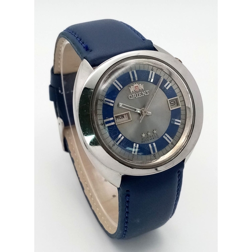 359 - A Vintage Orient 21 Jewels Automatic Gents Watch. Blue leather strap. Stainless steel case - 40mm. T... 