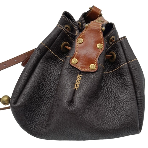 240 - A Mulberry Brown Drawstring Bag. Leather exterior with gold-toned hardware, adjustable strap and dra... 