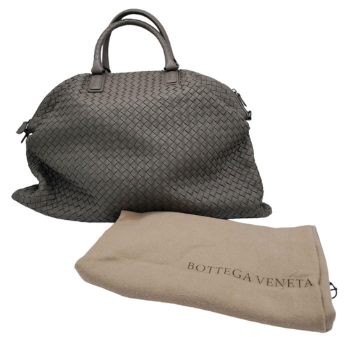 324 - A Bottega Veneta Khaki Tote Bag. Intrecciato leather with chrome-toned hardware, two rolled leather ... 