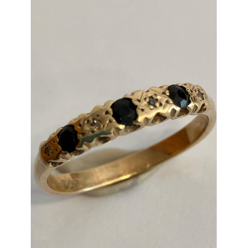 175 - Vintage  9 carat GOLD RING, Set with DIAMONDS and SPINEL gemstones. Complete with ring box. 2.0 gram... 