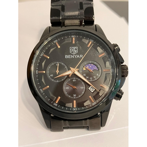 588 - Gentleman’s BENYAR CHRONOGRAPH. Multi Dial Black face model with golden hands and digits. Finished i... 