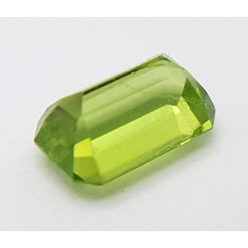 983 - A 1.78ct Untreated Pakistan Peridot Gemstone, in the Octagon shape and Step cut. Comes with the GFCO... 