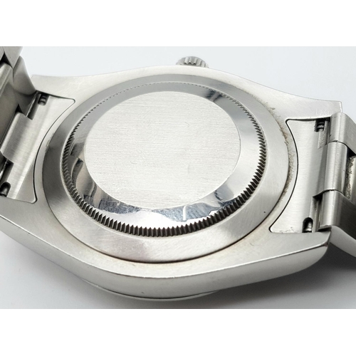 131 - A Beautiful, Refined Rolex Automatic Datejust Gents Watch. 
Model 116300. Oyster-steel bracelet and ... 