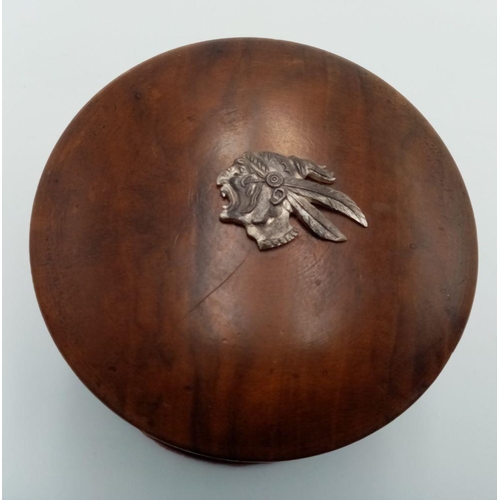 117 - WW1 Wooden Tobacco Box with silver Indian Head badge from the 93rd US Aero Sqn.