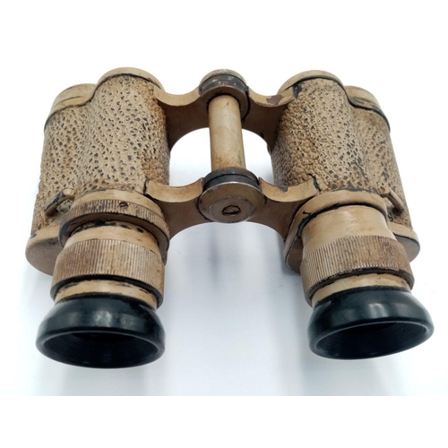 222 - WW2 German Hensoldt Wetzlar Binoculars in original case. Typical non adjusting military design. With... 