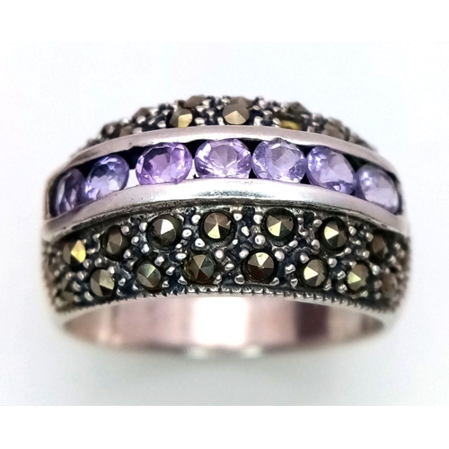 301 - Fabulous vintage AMETHYST and SILVER RING. Complete with Ring Box. Size Q 1/2 - R. Please see pictur... 