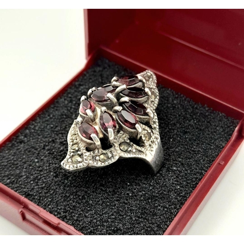 441 - Vintage Statement SILVER MARCASITE RING. Cluster set with BURGUNDY GEMSTONE BAGETTES. Size N.