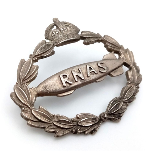 454 - WW1 Royal Naval Air Service Enlisted Mans Cap Badge.