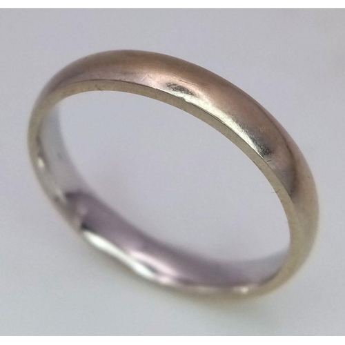 7 - Classic 18 carat Plain GOLD BAND RING. Fully hallmarked. Yellow Gold outer,White Gold inner.Complete... 