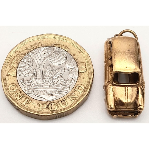 306 - A 9K YELLOW GOLD MINI COOPER CAR CHARM. 4.1G