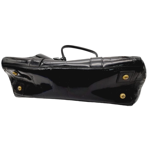 303 - A Black Mulberry Bayswater Handbag. Gloss Leather exterior with gold-tone hardware, double rounded t... 