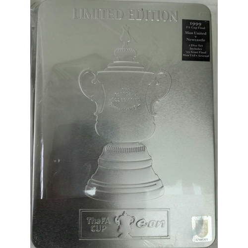 908 - Collection of Manchester United programmes and other items including sealed limited edition 2-Disc D... 