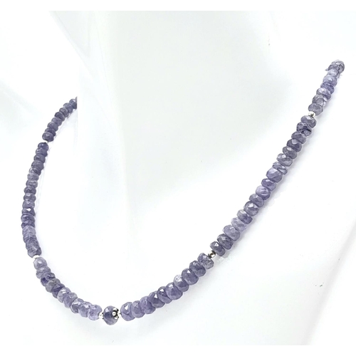 900 - An 80ctw Single Strand Tanzanite Gemstone Necklace with 925 Silver Clasp. 44cm. Ref: Cd-1310