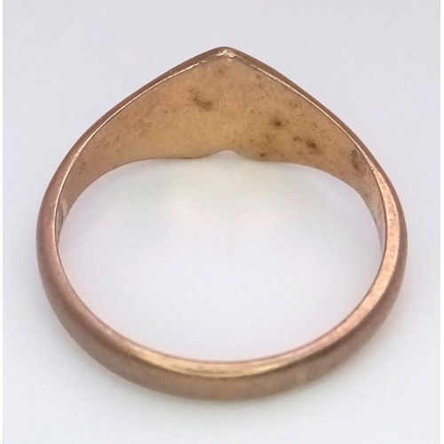 283 - A VINTAGE 9K GOLD HEART SHAPED RING WITH THE INITIALS 