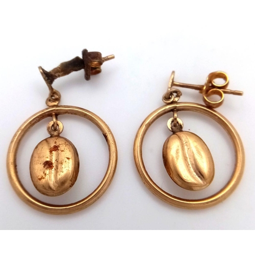 458 - A PAIR OF 9K GOLD EARRINGS IN A COFFEE BEAN DESIGN.   1.8gms