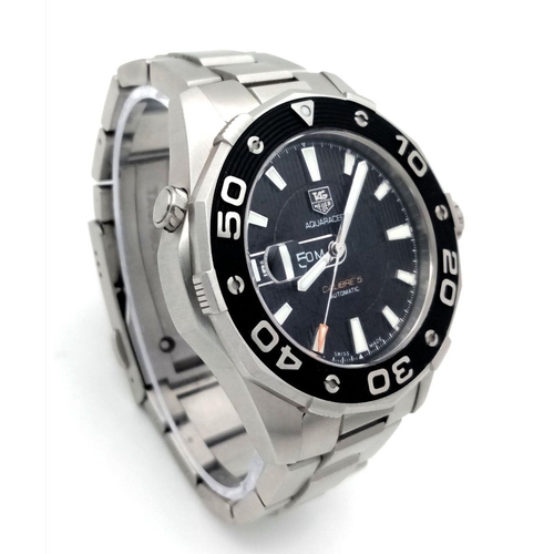 72 - A Tag Heuer Aquaracer Automatic Gents Watch. Stainless steel bracelet and case - 43mm. Calibre 5. Bl... 