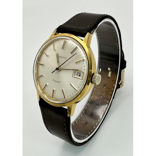 810 - A Vintage Everite 17 Jewels Mechanical Gents Watch. Brown leather strap. gilded case - 34mm. Silver ... 